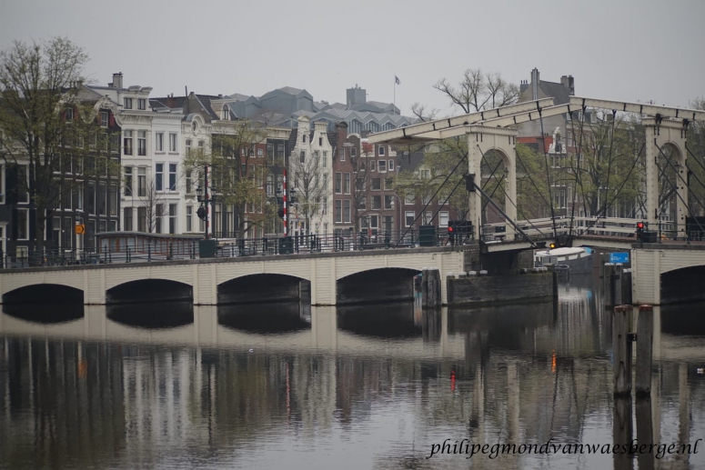 Magere brug Amsterdam